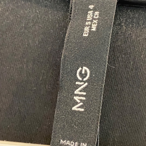 MNG Dress - NWT - size 4 - Great little black dress!!! - Picture 2 of 6